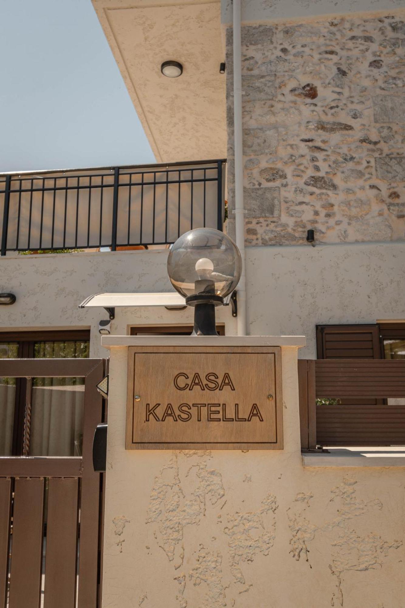 Villa Casa Kastella, Private Jacuzzi & Bbq Facilities! Angouselianá Exterior foto